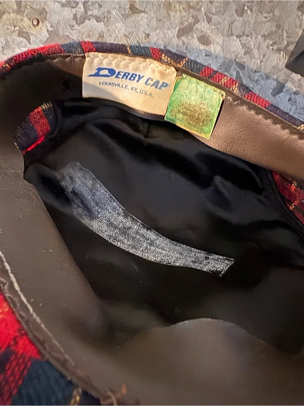 70’s classic vintage red tartan plaid wool flat cap